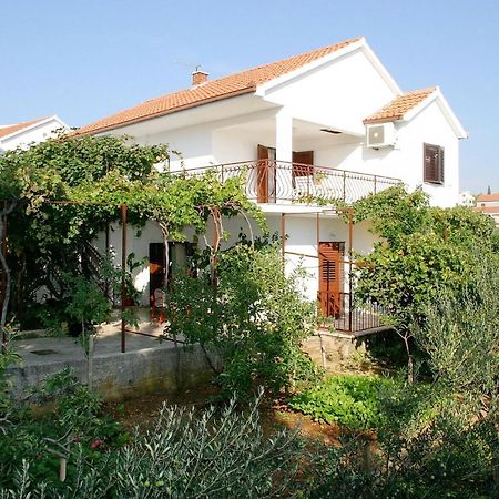 Apartments Mirja - 100M From The Beach & Parking Trogir Exterior photo