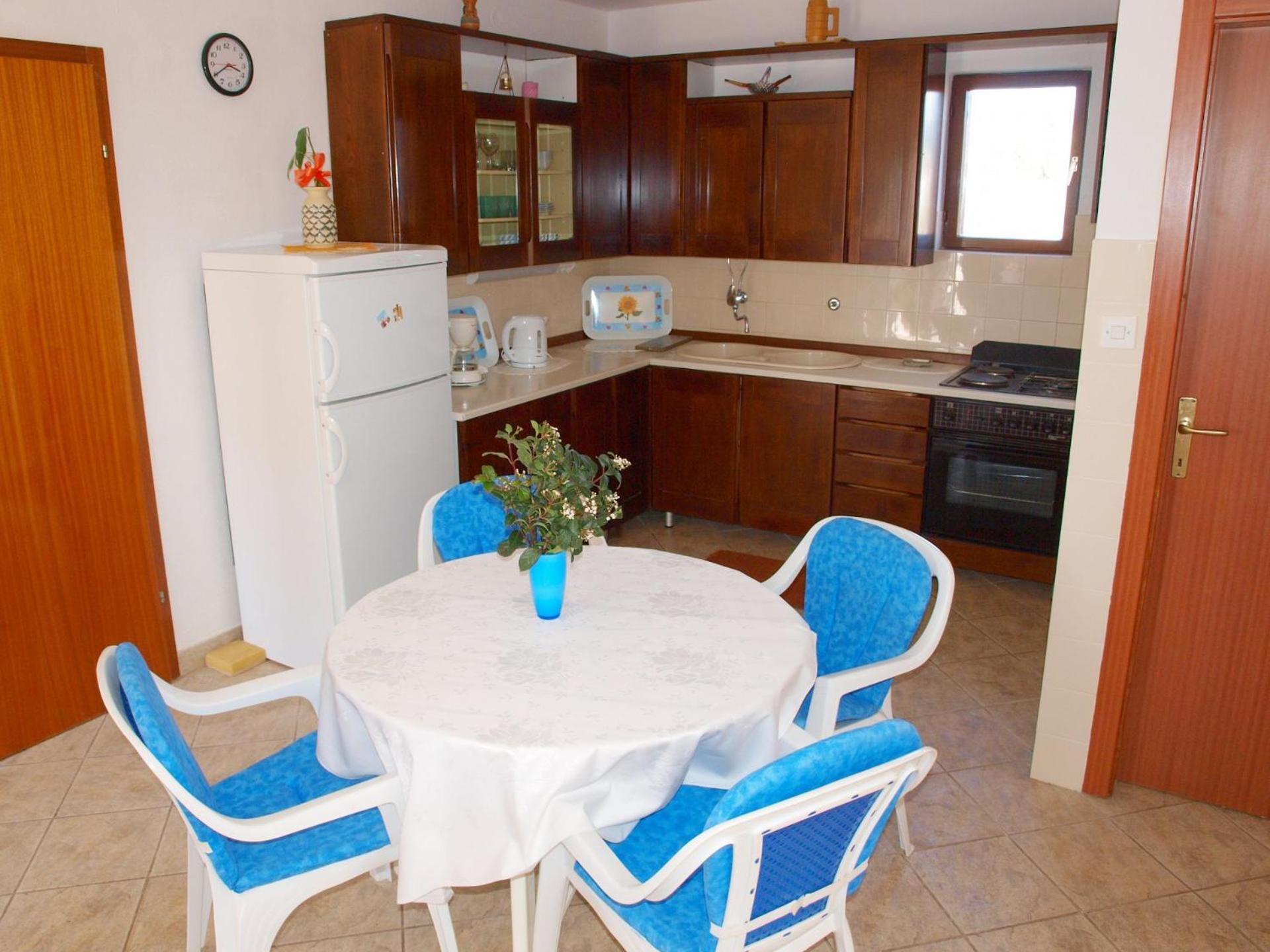 Apartments Mirja - 100M From The Beach & Parking Trogir Exterior photo
